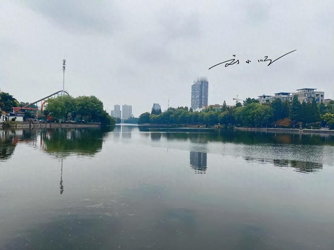 荆州市沙市区曾是仅次于武汉的“湖北第二大城市”，如今虽为荆州中心城区，却不复当年
