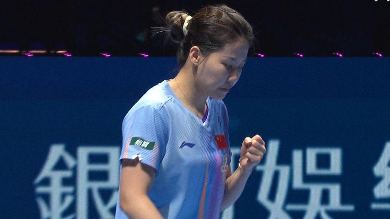 乒乓世界杯女单八强决出六席！陈幸同4-2苦战突围，国乒四人晋级！申裕斌4-0