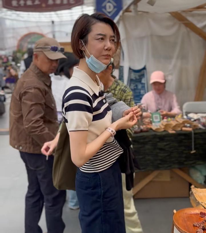 42岁车晓近照曝光！曾经一张很漂亮的脸蛋，现在却面目全非，毫无形象管理，都快认不