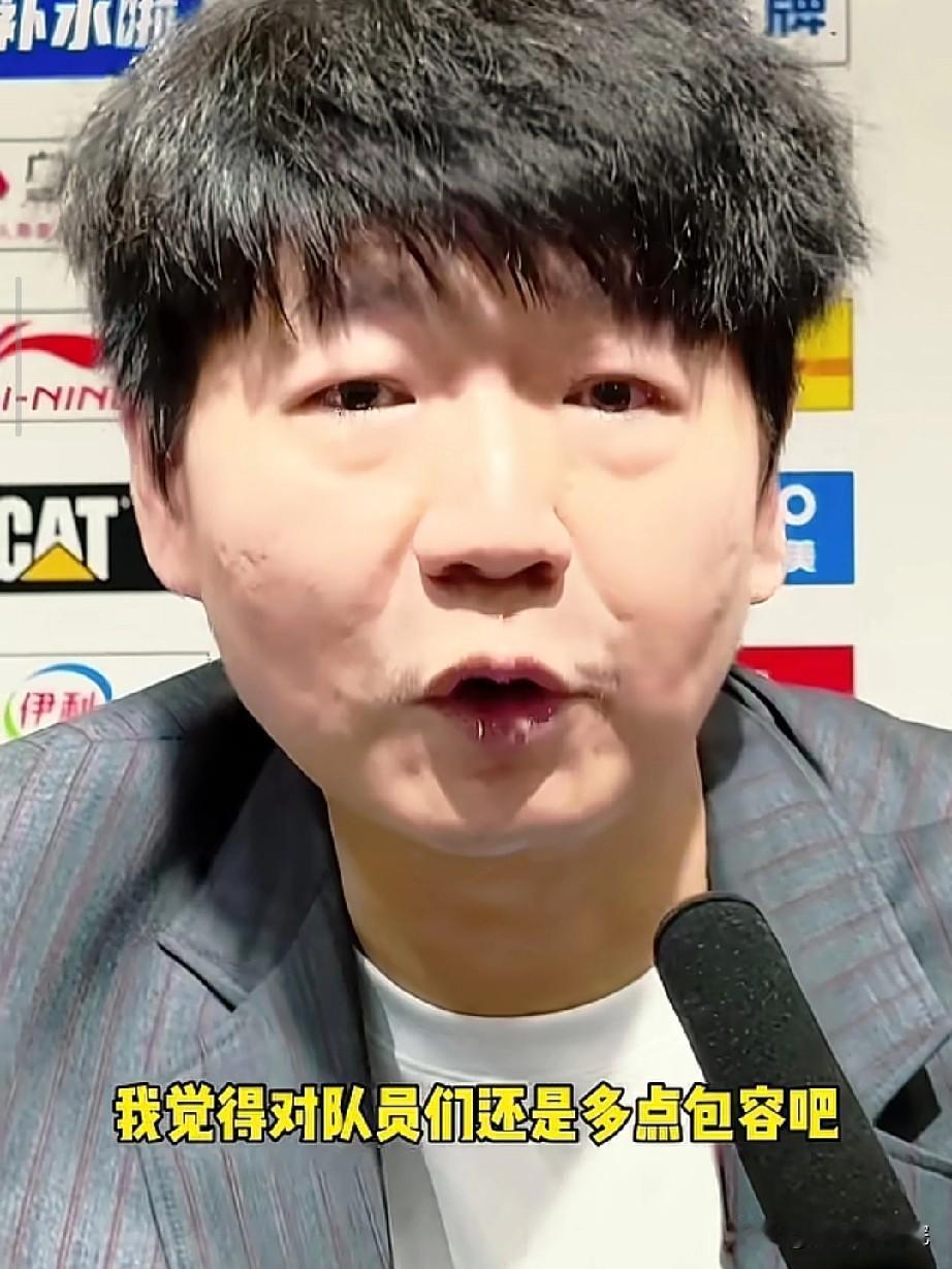 邱彪指导这是有点要离队的意思啊！山东男篮结束了本赛季的全部征程，最后一场发布
