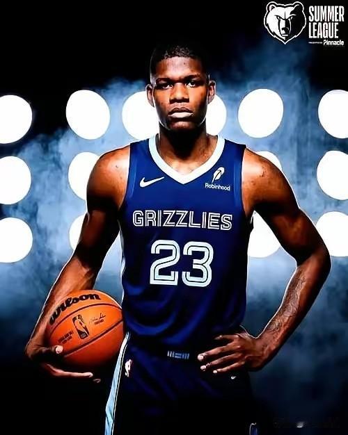 美媒:伊萨洛有意扶持考沃德，莫兰特或许非走不可据美国媒体披露，灰熊队主教练伊萨