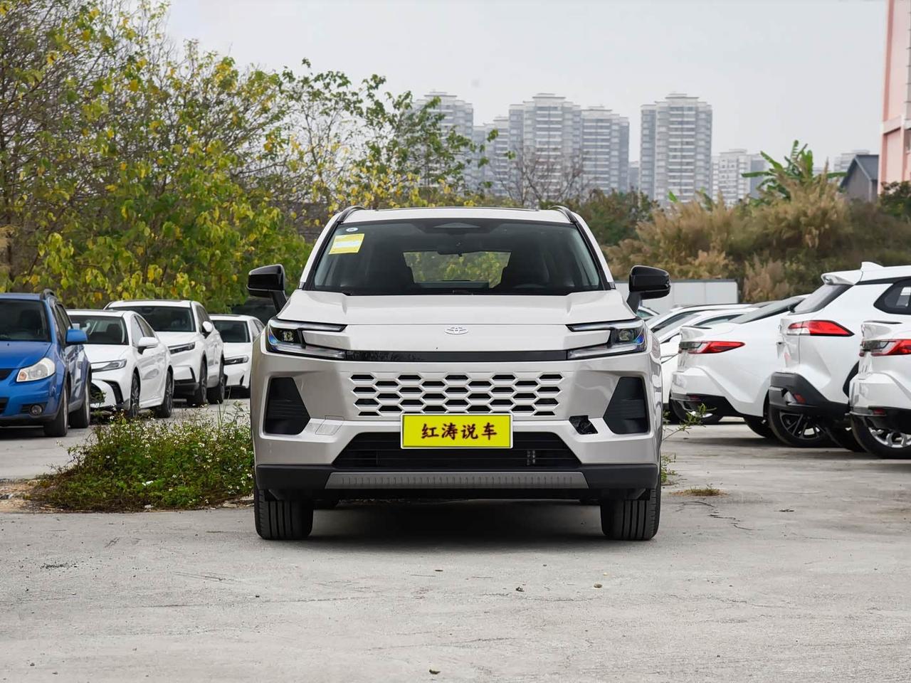 全新威兰达和全新RAV4荣放属于同平台下的姊妹版，三大件是一样的，只是一个出自广