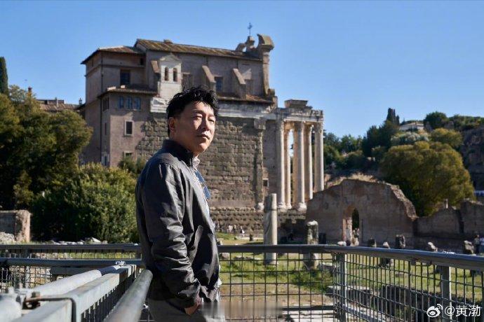 黄渤称最想演偶像剧黄渤说自己是服务型人格突然很好奇黄渤如果真演一部偶像剧你们会