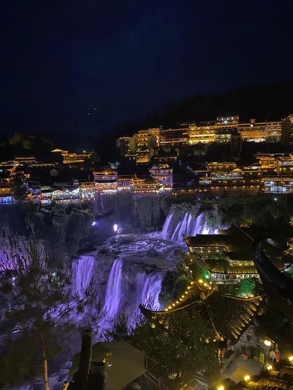 文化和旅游部公布2026年清明假期3天，国内出游达1.35亿人次，同比增6.8%