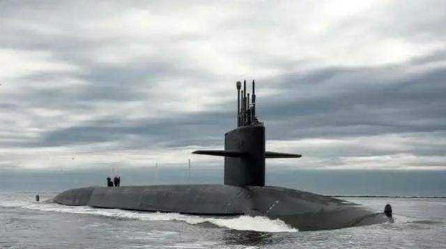 美国对中国威胁最大的是70艘核潜艇，依中国目前的军事实力，3到5天拿下台湾没有什