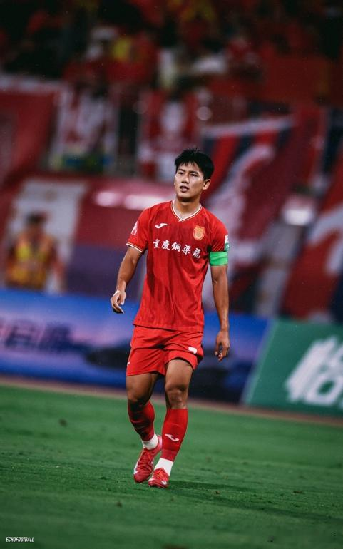 u23亚运男足，来自重庆铜梁龙的2名u23球员向余望和姚浩洋大概率会坐...