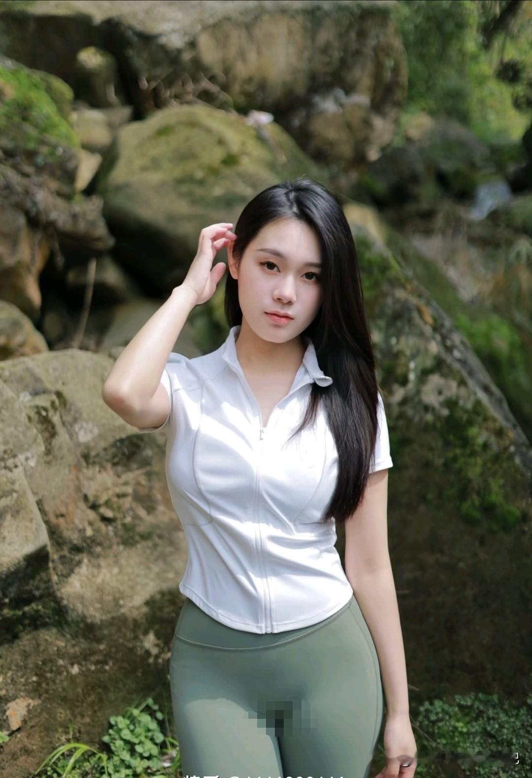 什么样的标准堪称是美女自然的美丽，大方的美丽