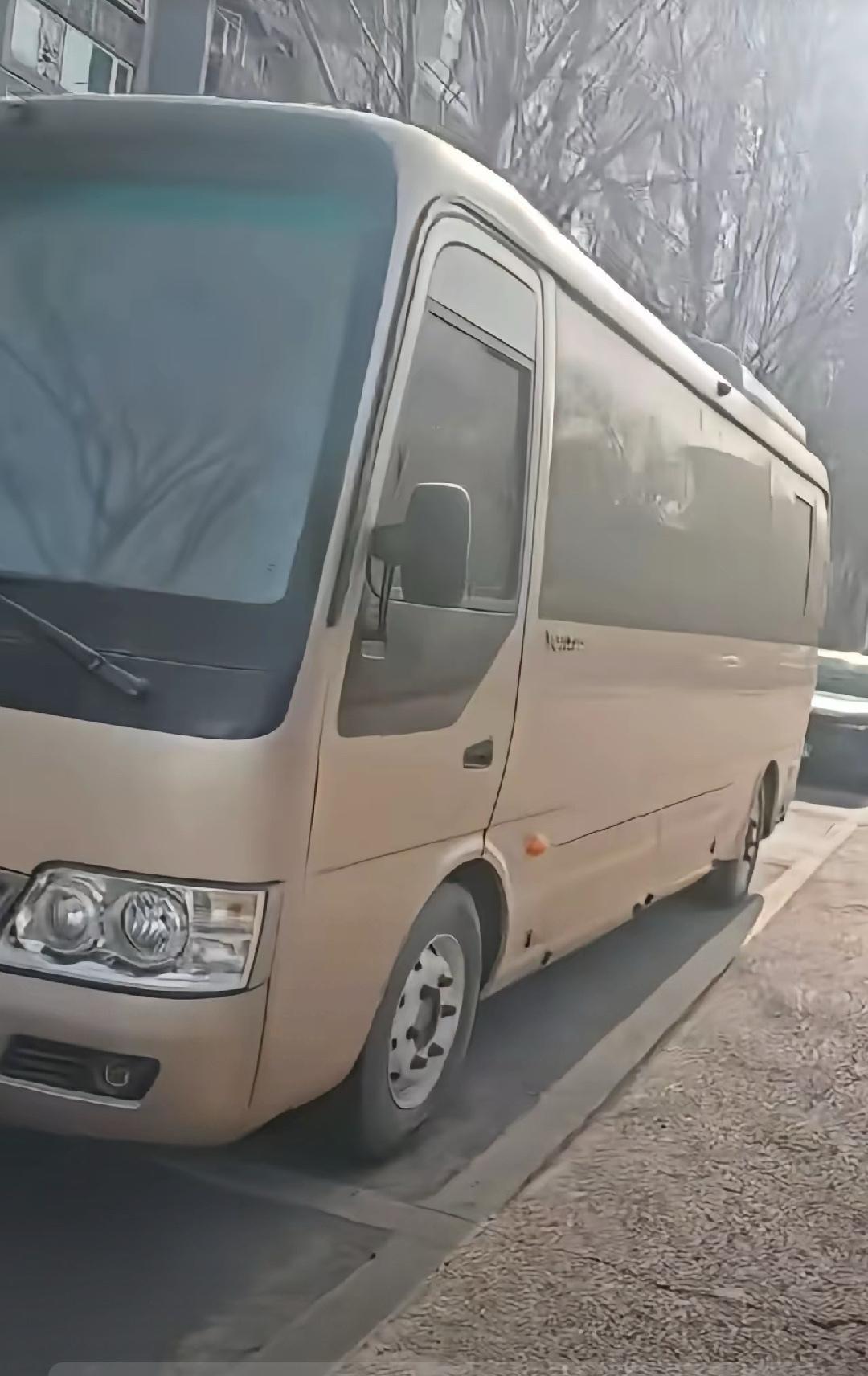 没错，这是一辆老头乐