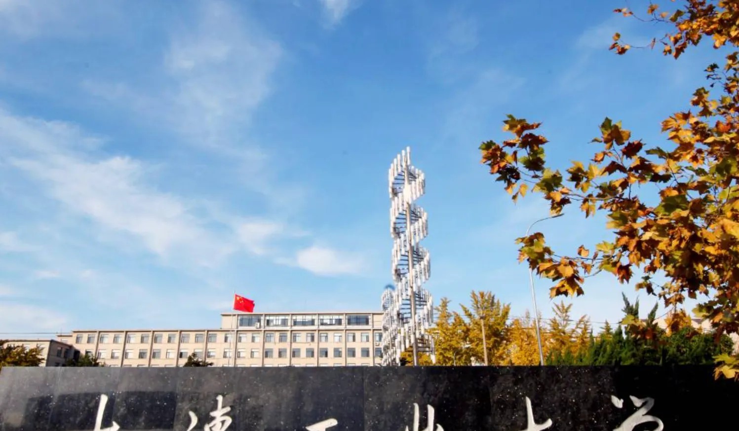李欣莳还是低估了老外们有多会玩儿。老外可以你不行，你尺度大，好奇心强，这