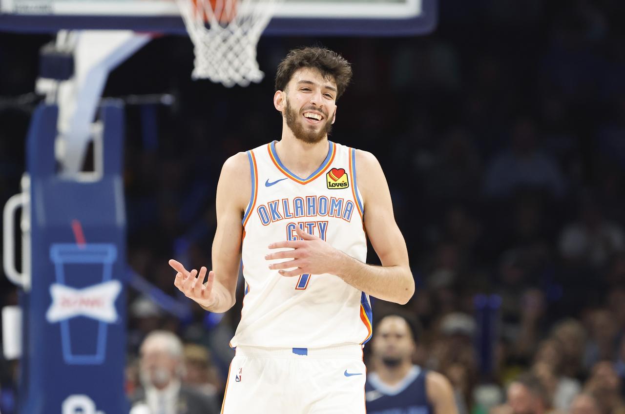NBA西决G1霍姆格伦封神大帽定乾坤文班绝杀被帽成致命转折点北京时间20