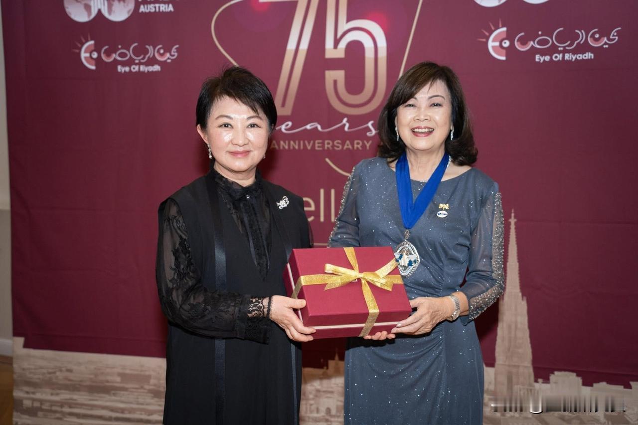 台中市长卢秀燕今（13日）在脸书发文表示，欧洲行程尾声来到了奥地利，晚间，我出席