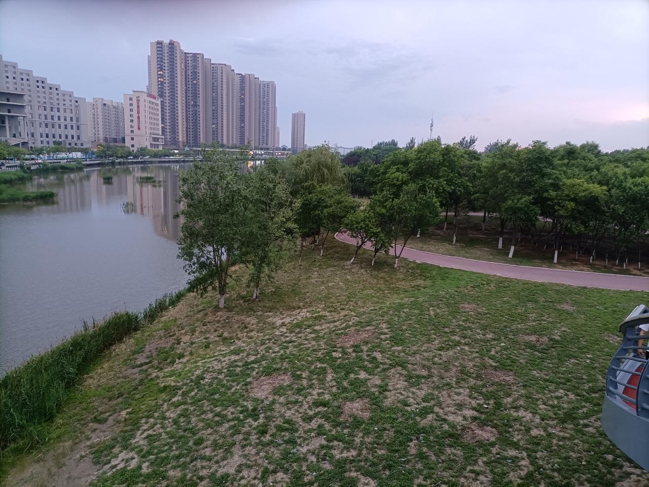 原来这就是人生———人这一辈子，就过三关，关关熬完，心才得安第一关，送父母终