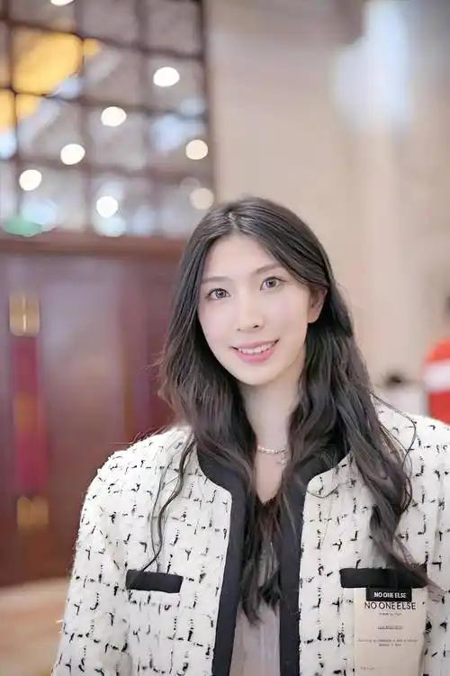 吴梦洁还没摘下护具，中国女排的奥运门票先悬起来了。距离8月21日女排亚锦赛开打，