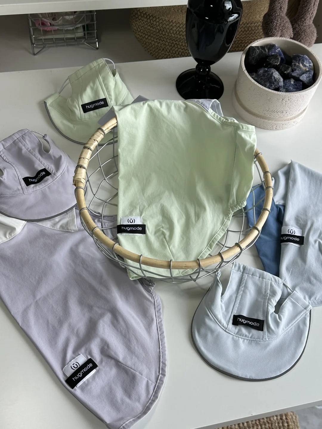 黑皮小狗都去给我试这个衣服！