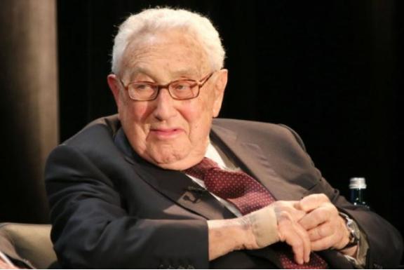 万万没想到，基辛格竟然预言俄乌最先耗干的不是俄乌美，而是一个意想不到的国家？ 