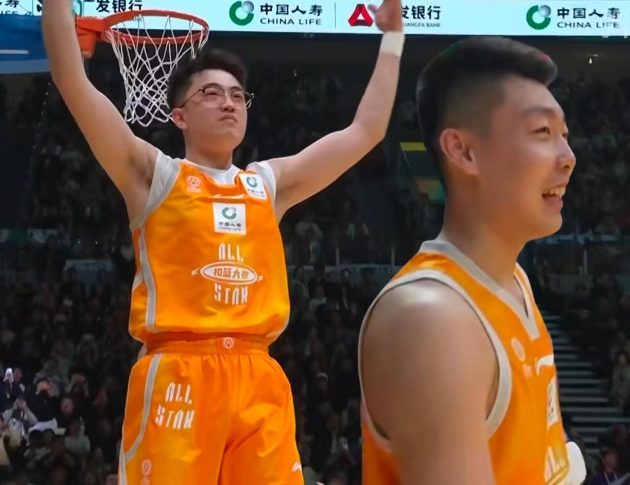 实话实说：CBA扣篮大赛应该把舞台还给cba球员了如今的CBA全明星扣篮大赛