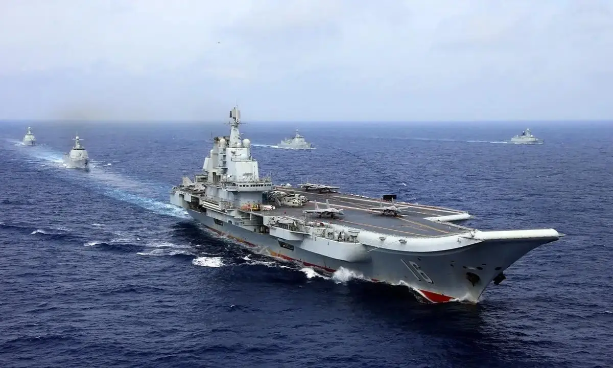 摊牌了！美日集结四万大兵压过来，导弹摆在离台湾百公里位置，辽宁舰果断穿出第一岛链！ 最近这两天，西太