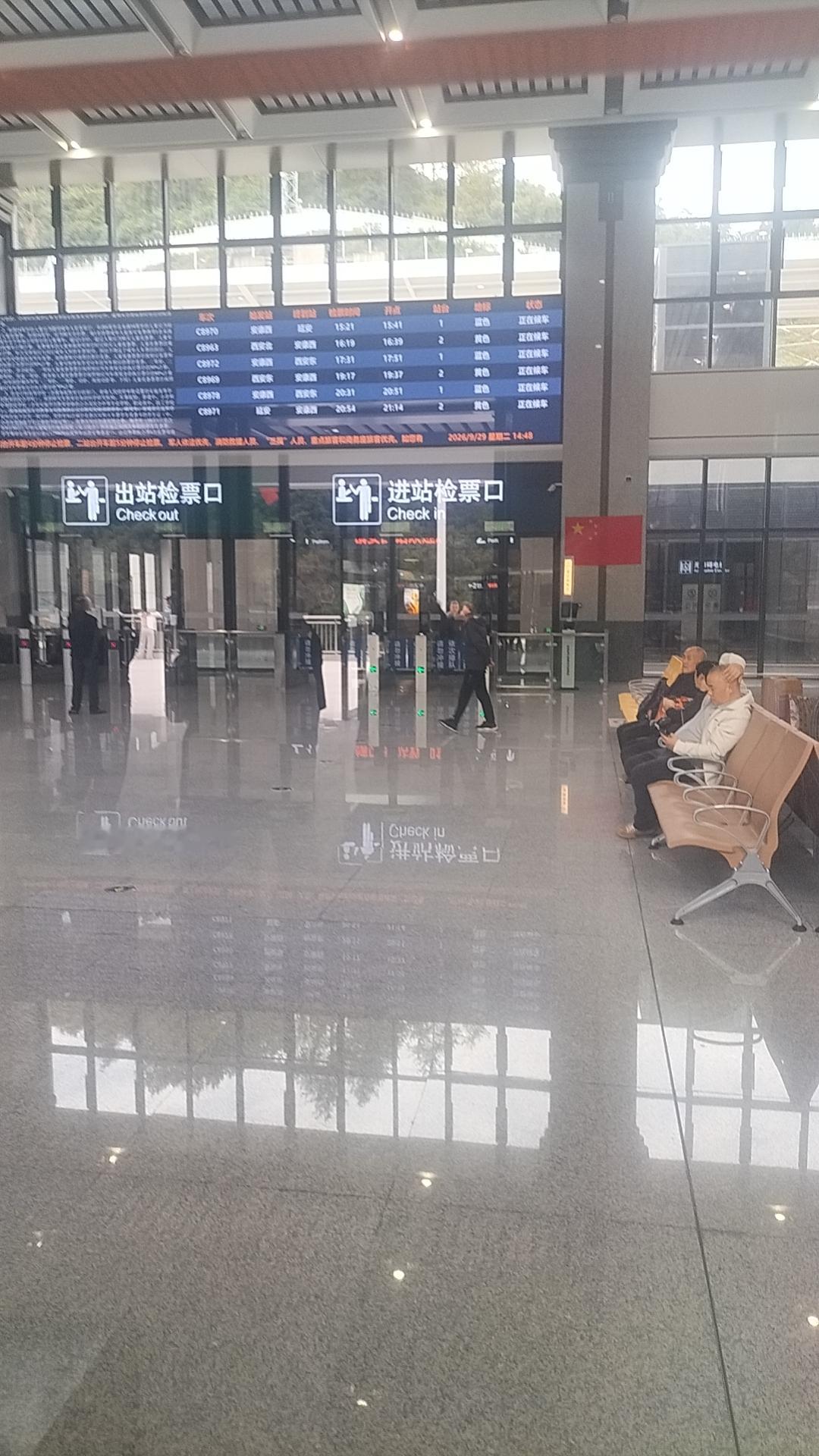 高铁动车