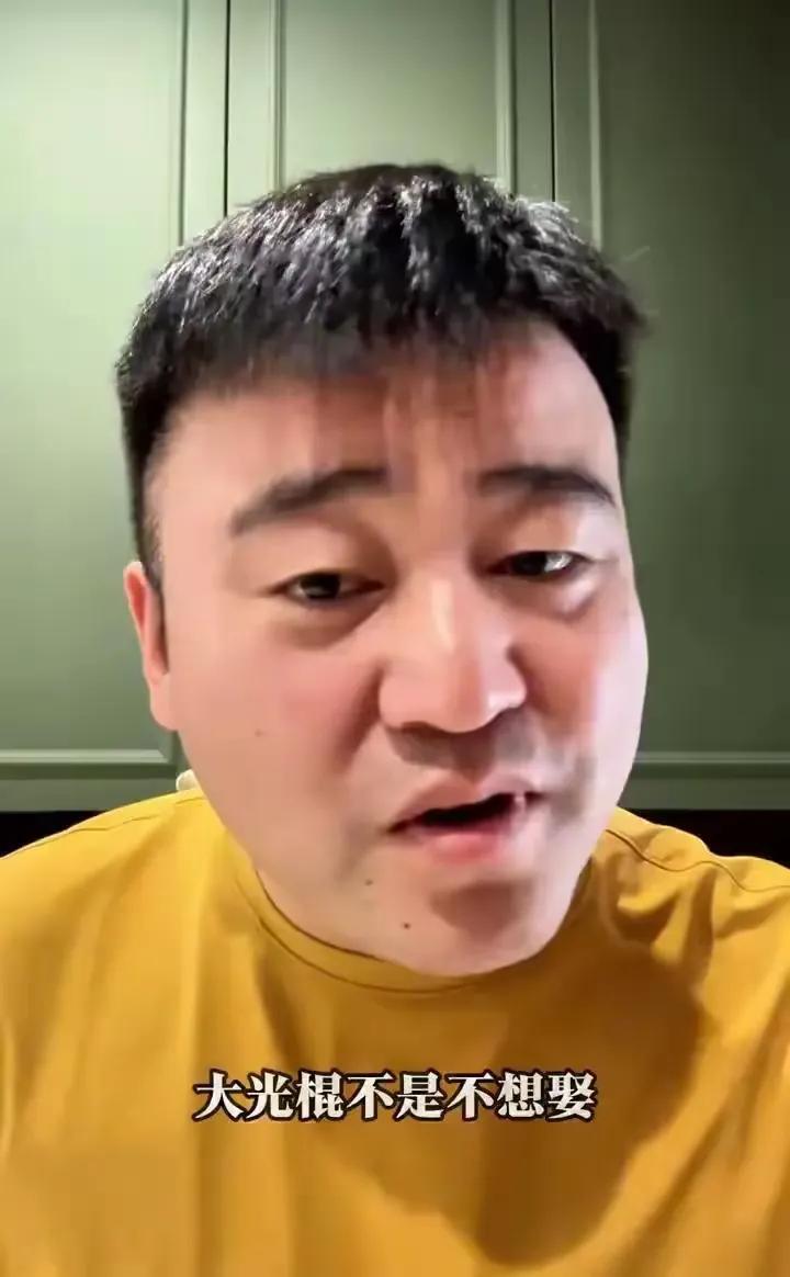 现在农村最愁的真不是什么国家大事，也不是过年让不让放鞭炮，那些都是虚的。我走访了