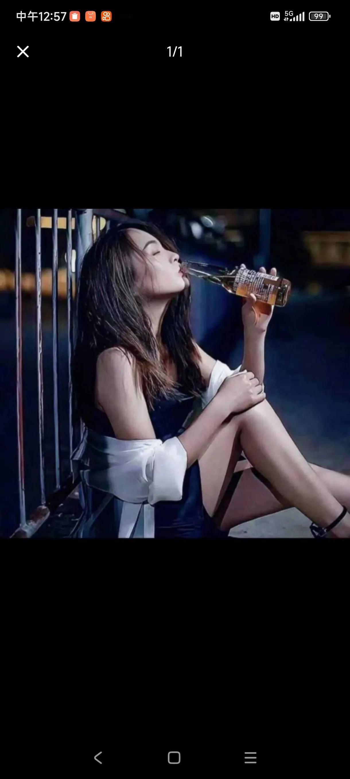 我体检查出乳腺纤维瘤有几个，大夫说现在没什么事，以后年年要体检。回家以后，我哭了