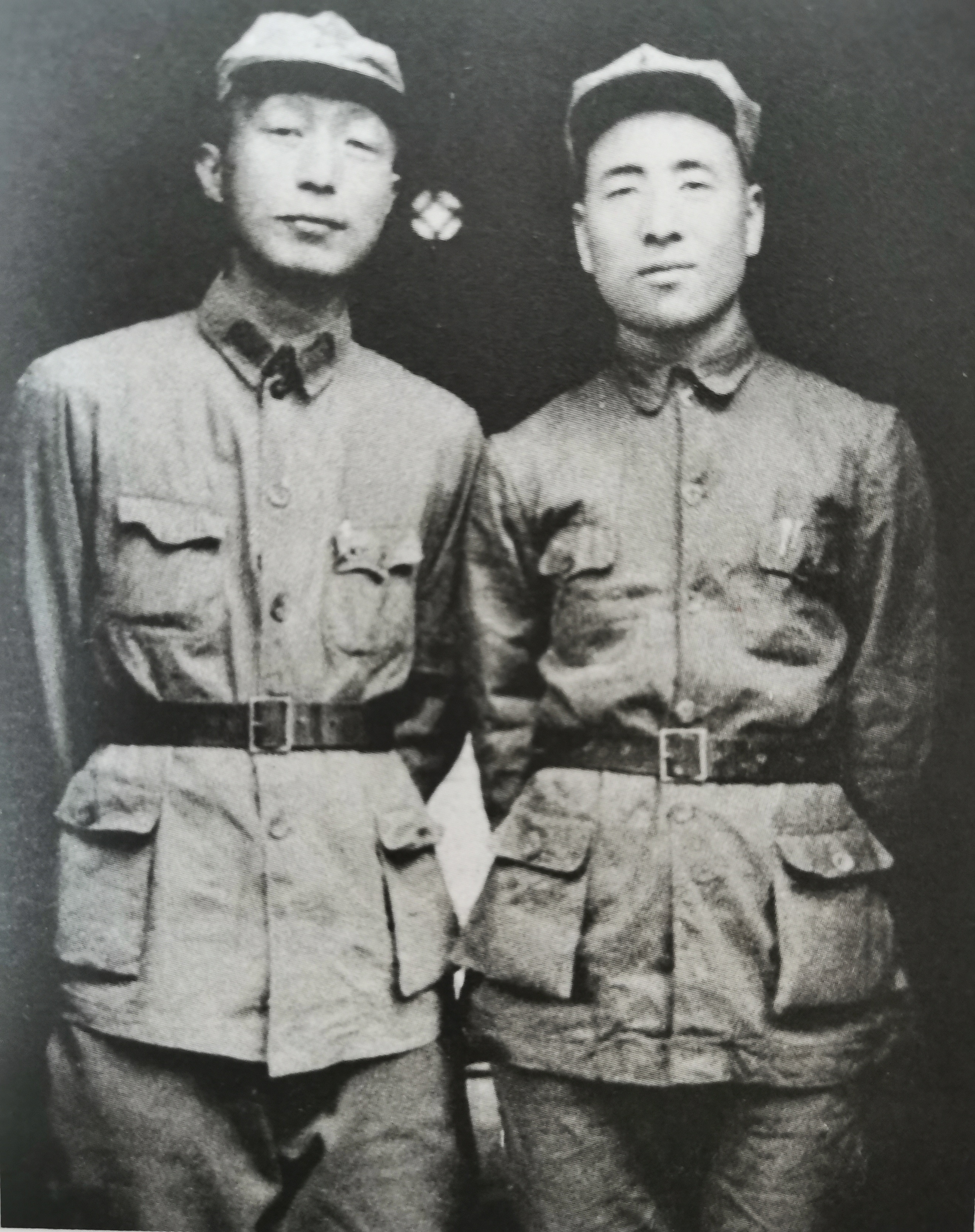 聂荣臻是林彪的老搭档，他们长期共事，后来都成为元帅。聂荣臻如何评价林彪的军事才能