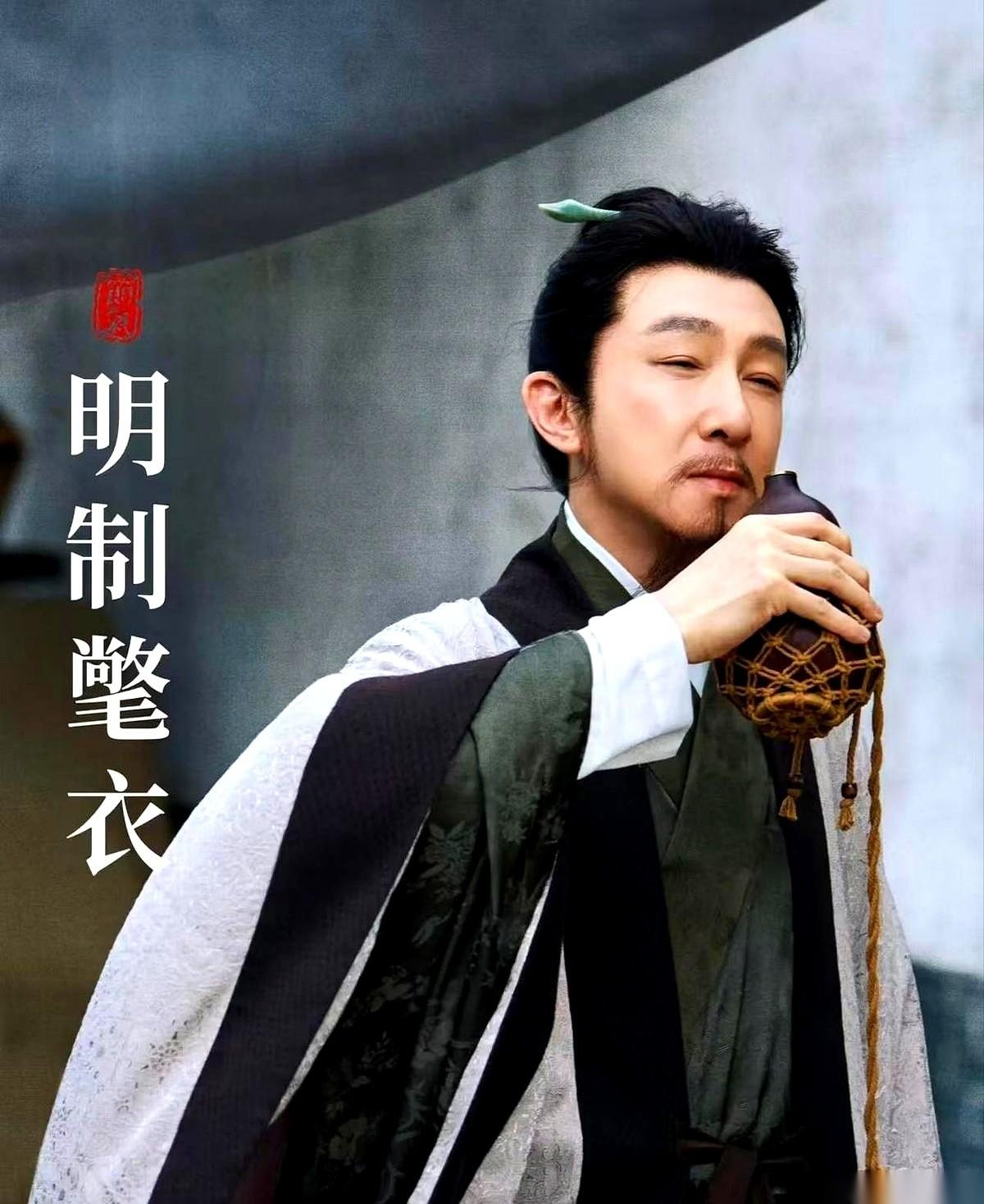 复盘《兰香如故》里最该挨板子的角色，头号种子绝对是那个满嘴风骨的陆探花。外头的