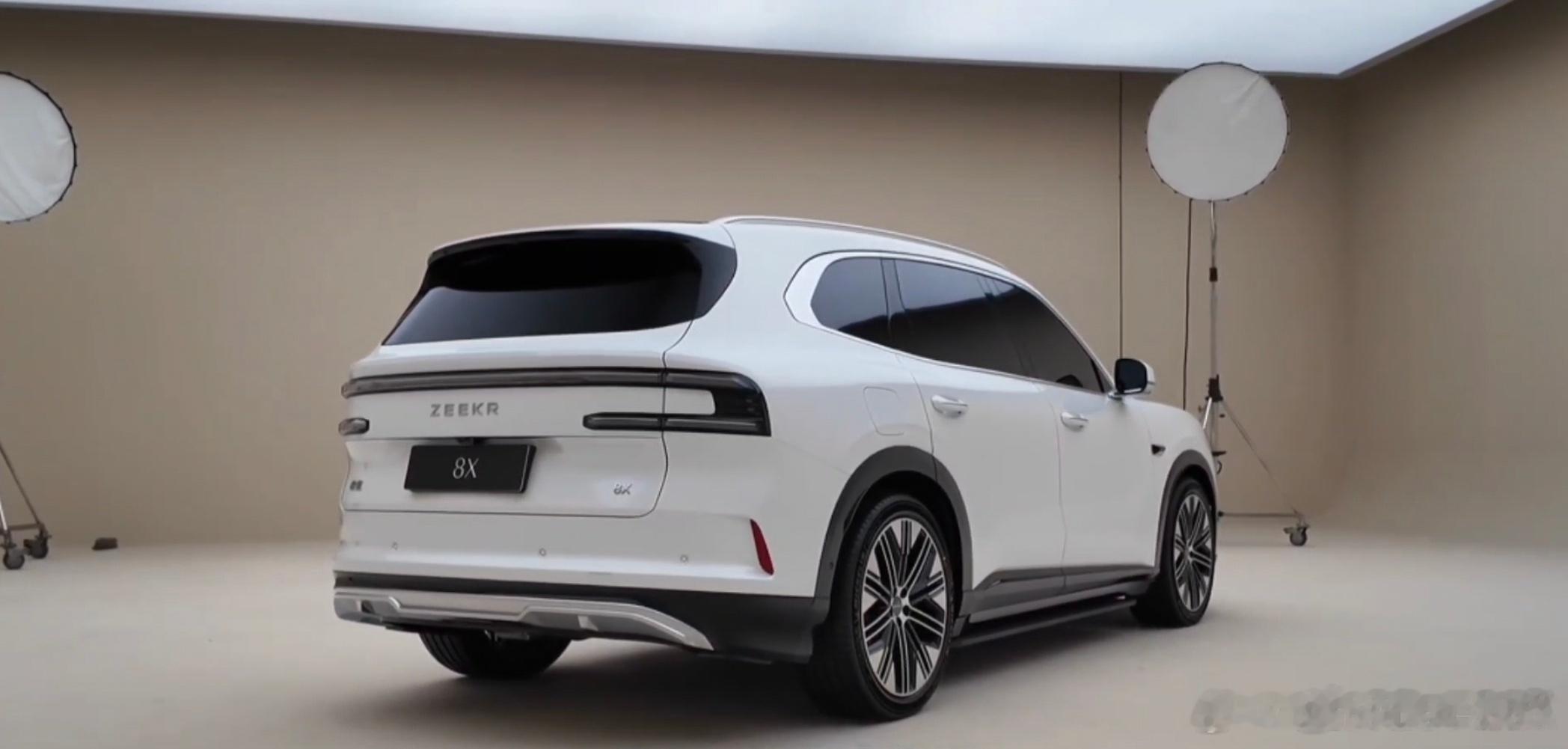 又抢跑了极氪9X当时就抢跑了，8X又来