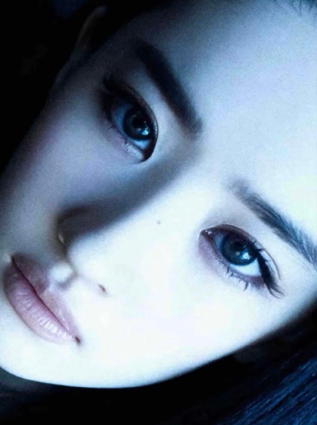 美成形容词是种什么体验！女神就这样不费吹灰之力美成形容词…刘亦菲美得太轻松了，无