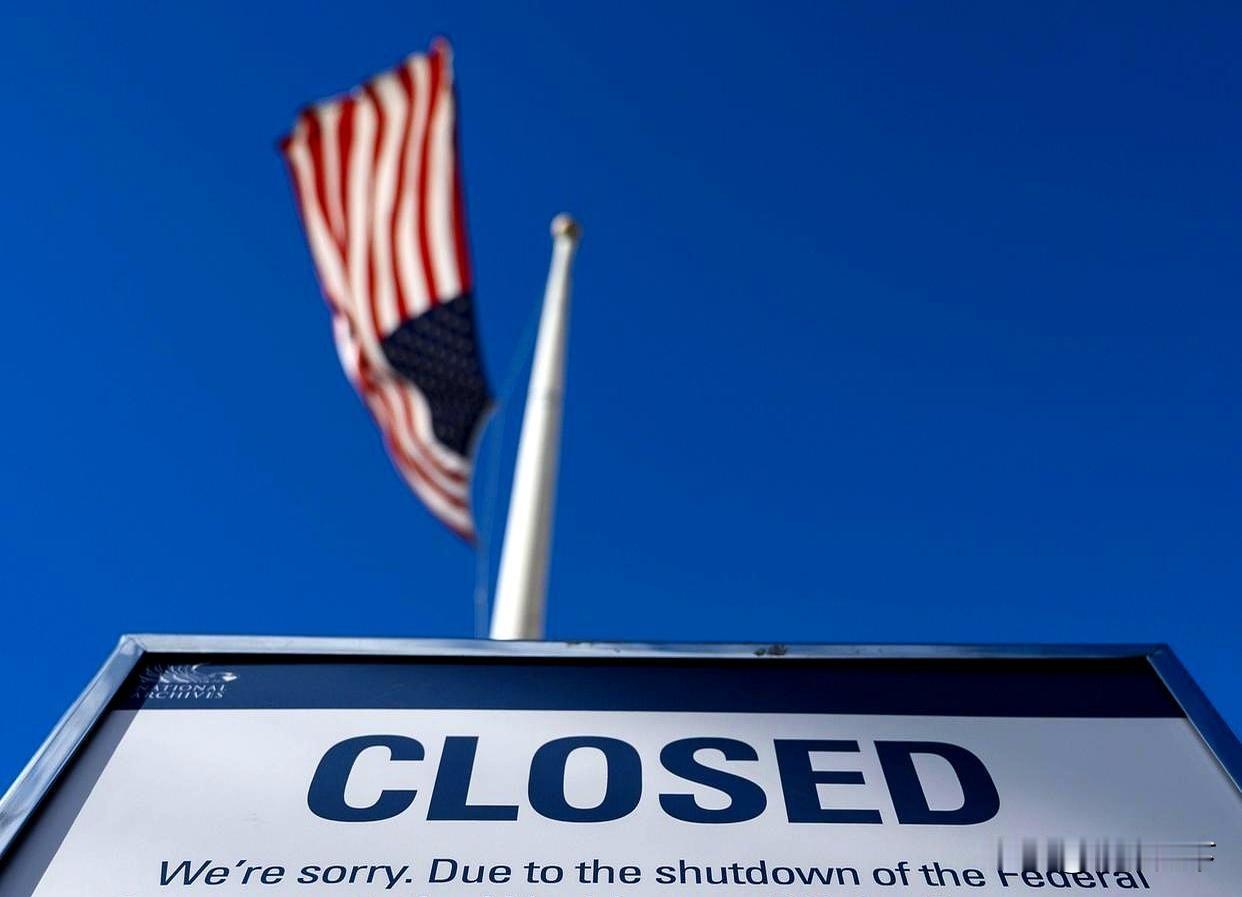 赶紧让特朗普下台！他又丢“炸弹”终止停摆，共和党彻底沸腾了来源:云栖旧梦