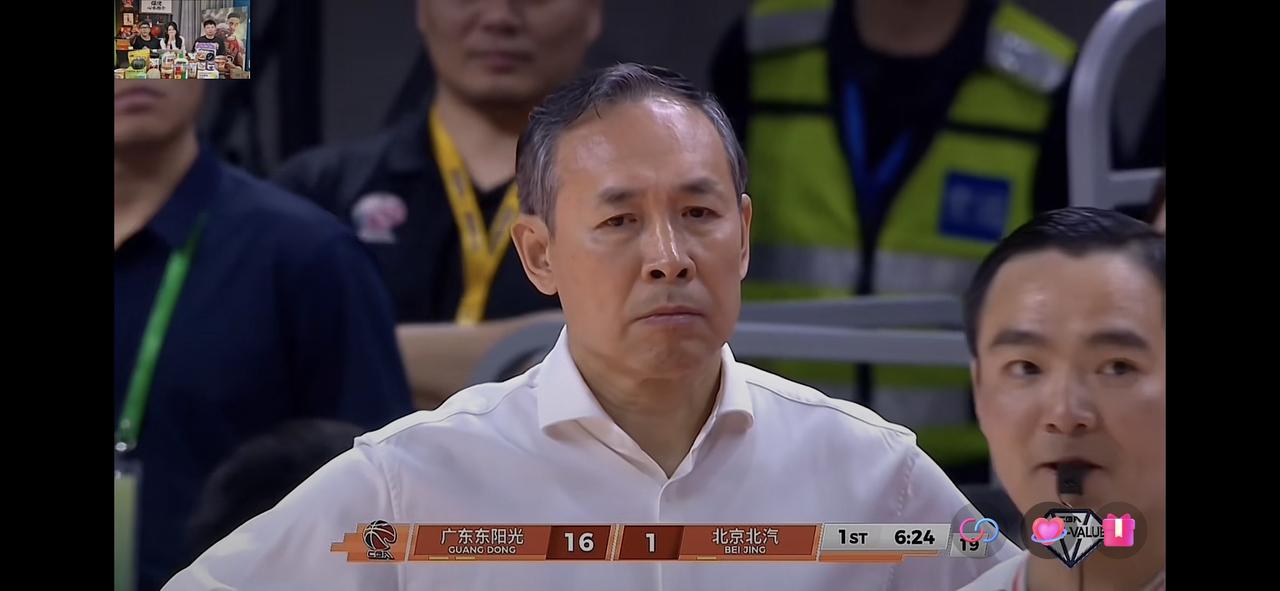 真是手贱，本来不打算看广东的球了，你说这鸟比赛除了给你带来一肚子气之外，还有什么