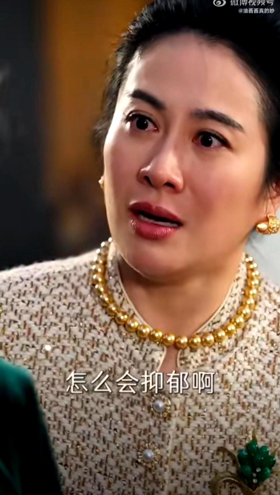 TVB视后拍8天短剧，5天播放破10亿。叶璇在新剧里演豪门婆婆，张口就飙东