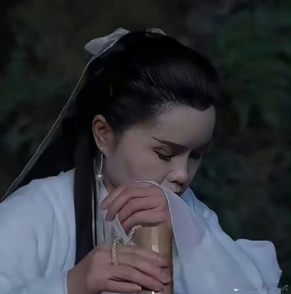 越南版的小龙女[捂脸哭][捂脸哭][捂脸哭]​​​
