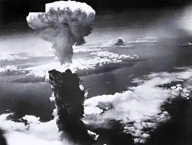 日本有件事坚持了80多年，还没彻底死心，就像从美国嘴里等来一句对不起。 最好