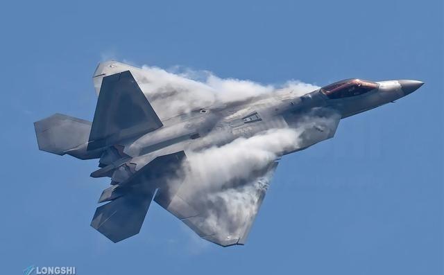 美军一直搞不明白，为啥自己的主力战机F-35刚从日本基地起飞，飞行不到200公里