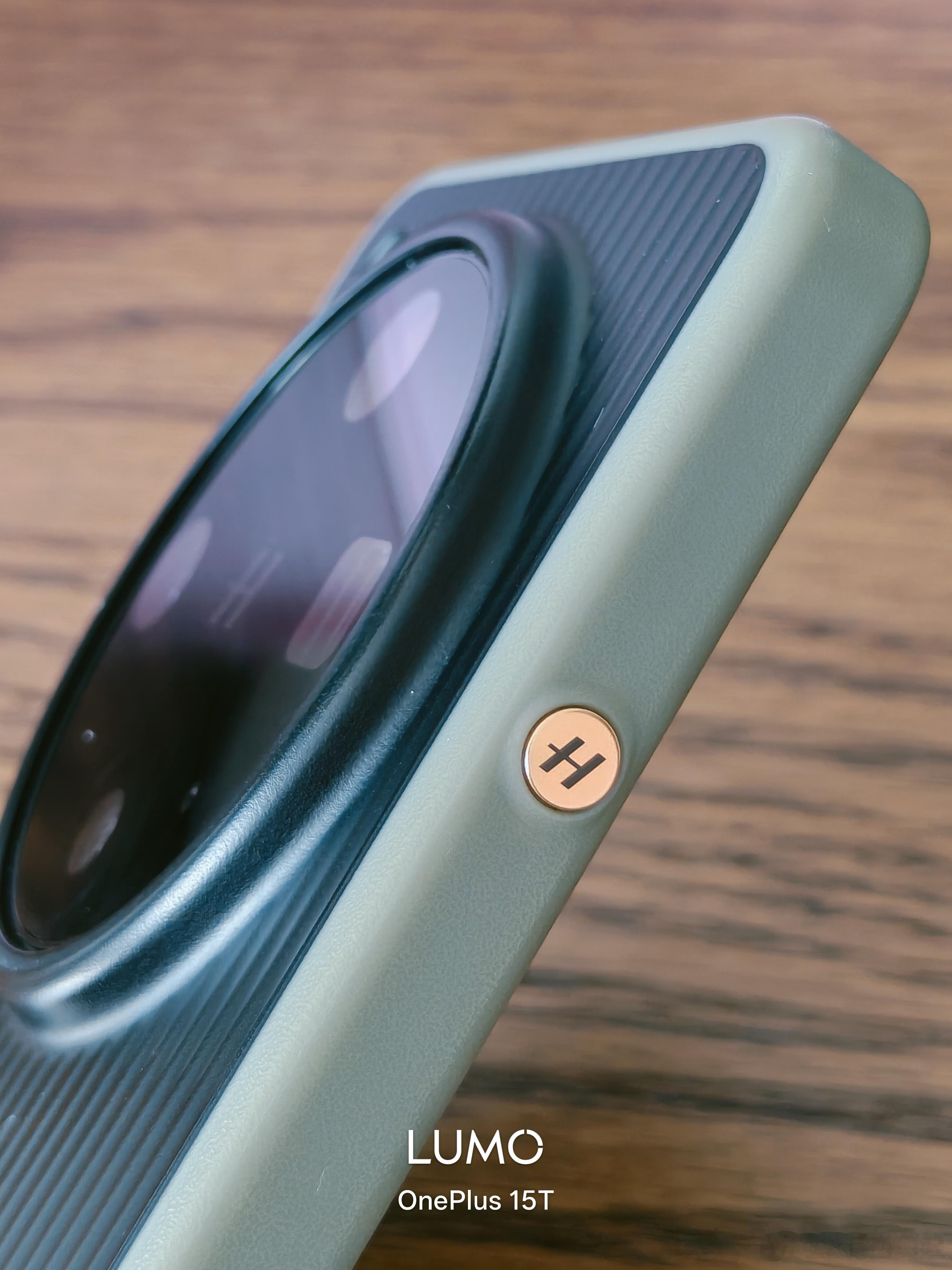 小米18Pro新增AI按键在AI场景使用越来越多情况下，独立独立的按键确实有必要