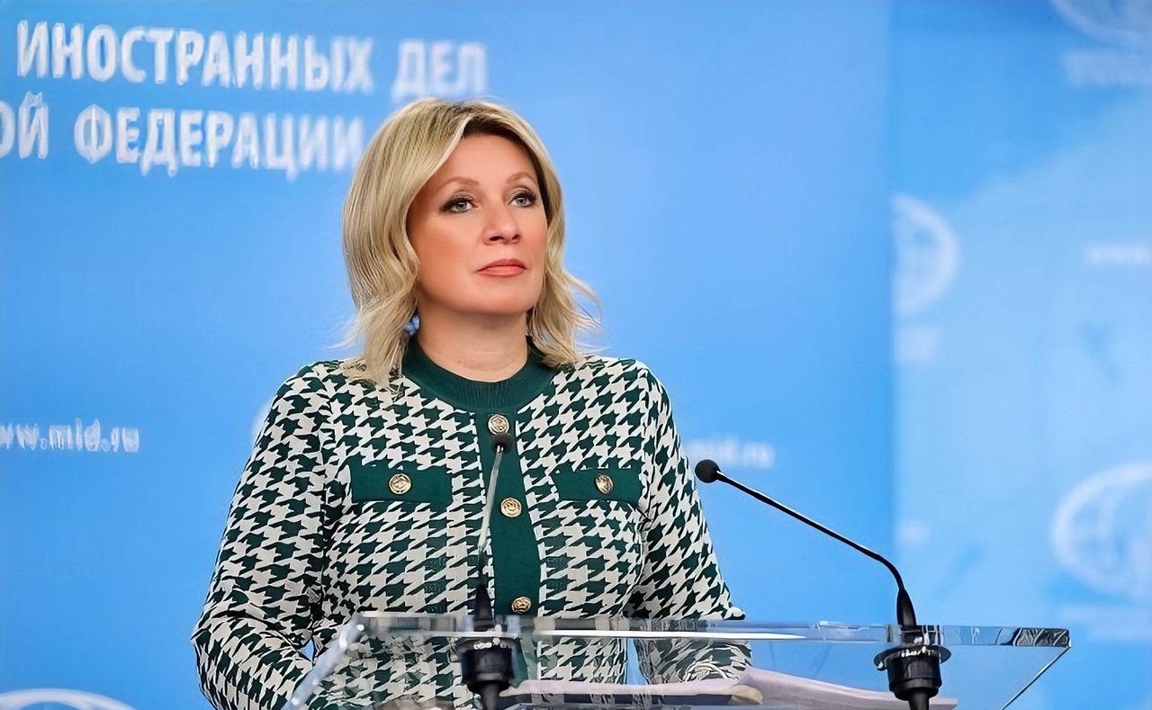 俄罗斯大使馆被炸了当地时间10日，俄罗斯外交部发言人扎哈罗娃就伊朗周边局势发表