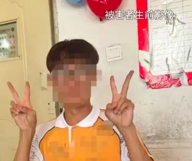 “妈妈我好疼”！内蒙古一16岁高中生拍营业场所的门玩闹，被捅刺不治身亡。凶手