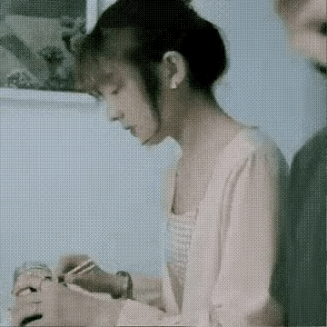 伸手那一刻就知道事情不简单