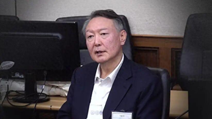 李在明终于要对尹锡悦动手了！这位韩国前总统的最终结局，即将在几天后，当着全韩国5