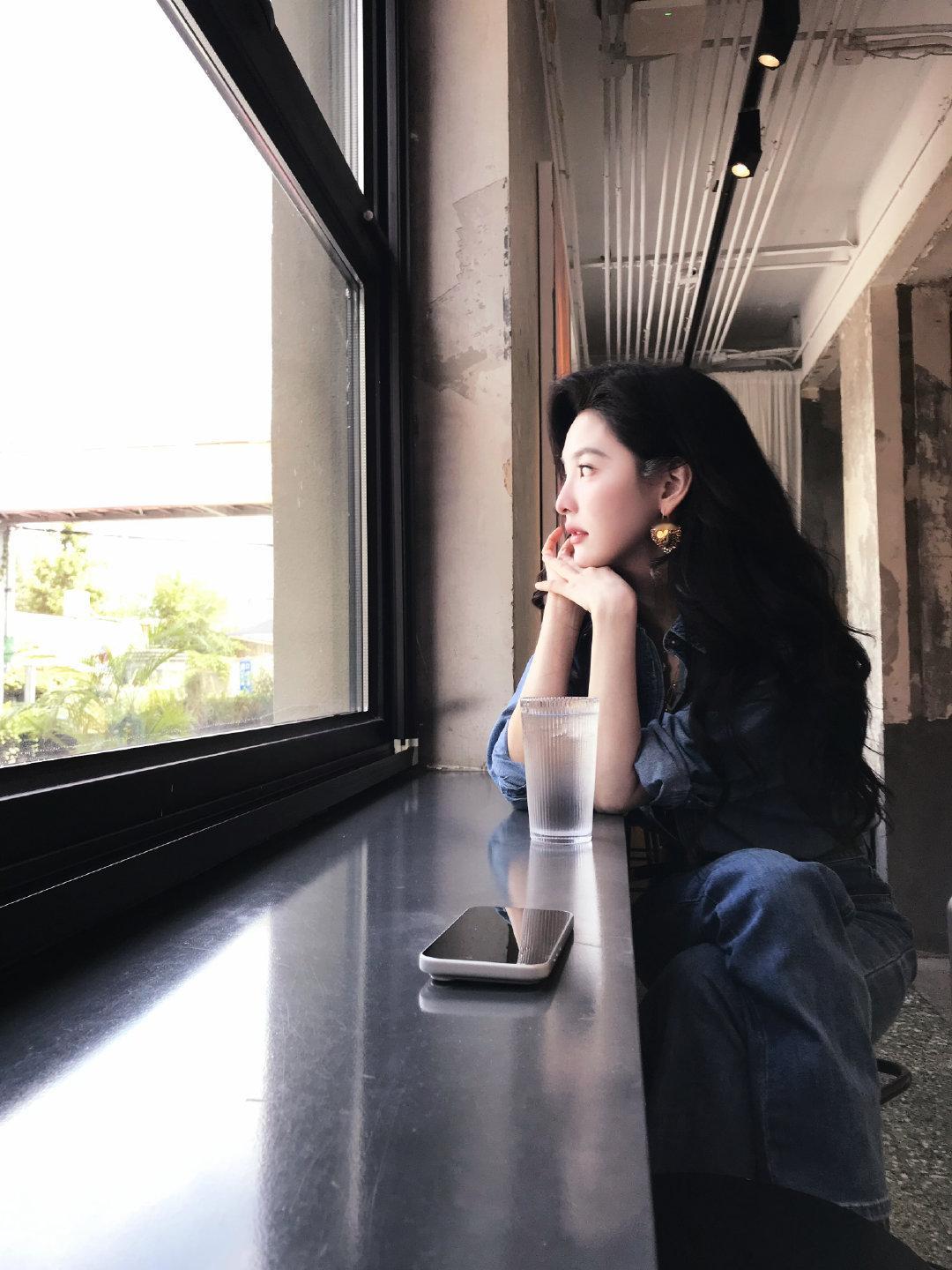 #章若楠#这里还有姨姨们#请看这章#​
