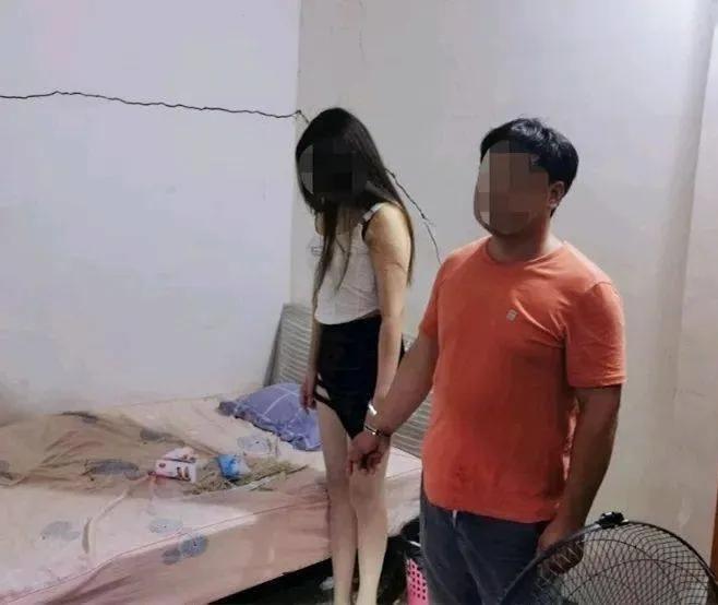 广东东莞，一男子给了一女子500块，两人约着去开房。中间女子说累了不想弄了，男子