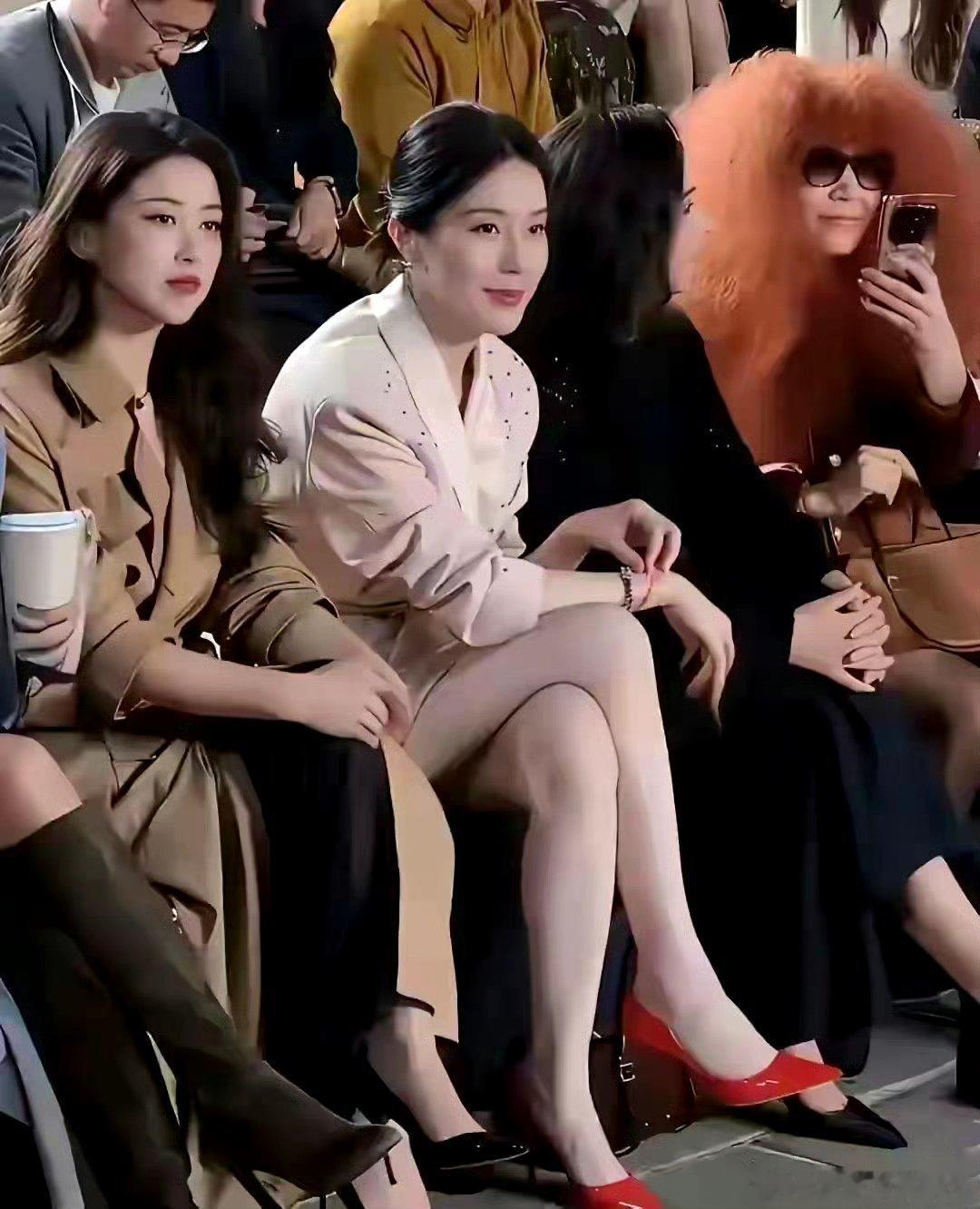 未来老板娘，这气质完全不输大明星财经股票