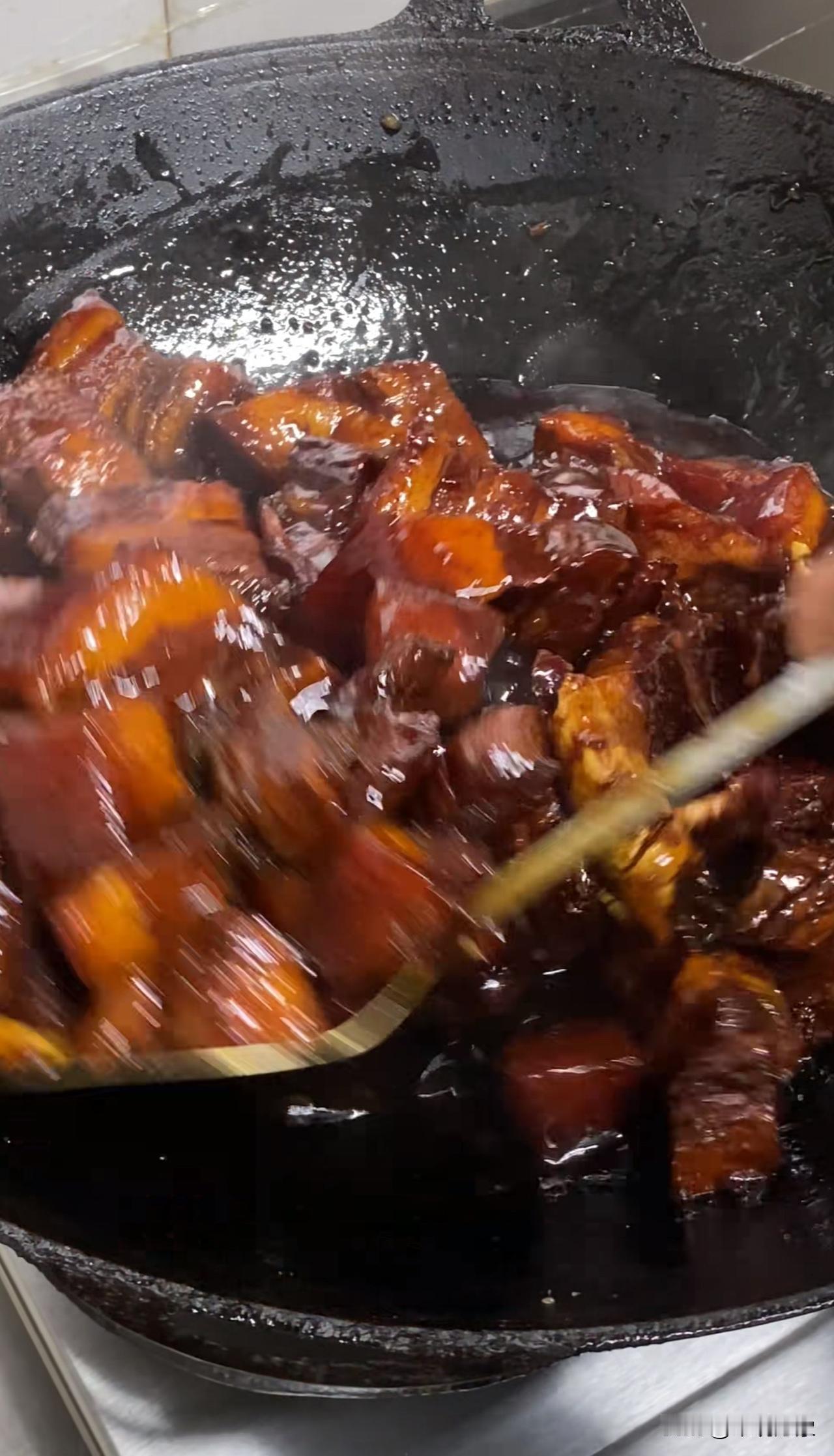 午饭就这一个菜行不行？