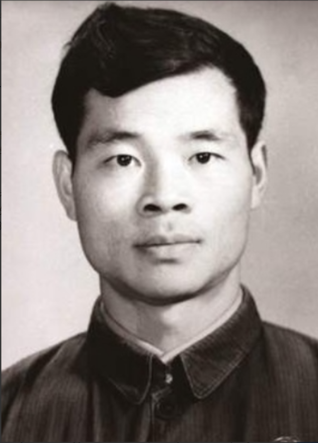 1982年6月16日，医生根据罗健夫的遗愿剖开了他的遗体，结果震惊发现，他全身都