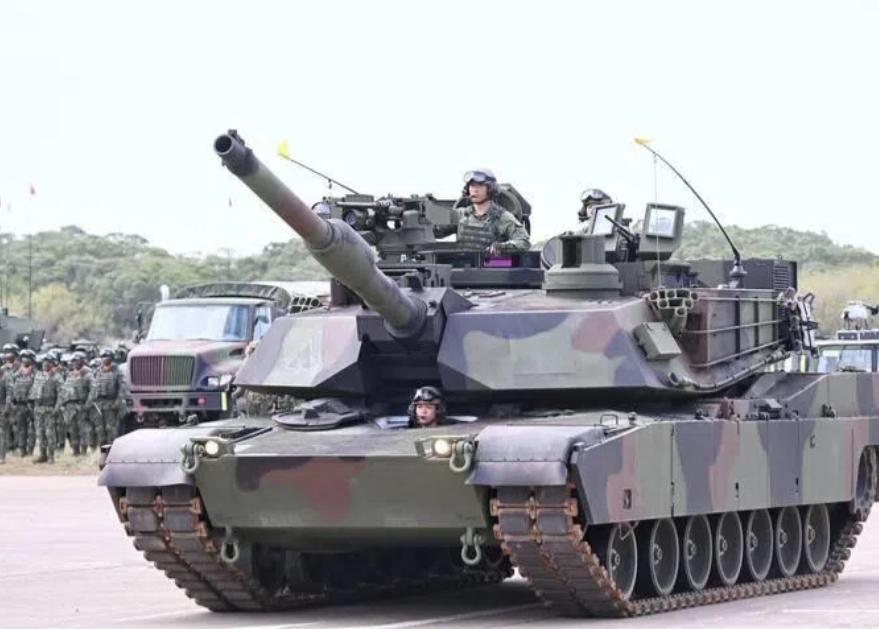 可惜了大陆海警没能拦截下来，美国军火商顺利交付！4月26日晚，台军向美国采购