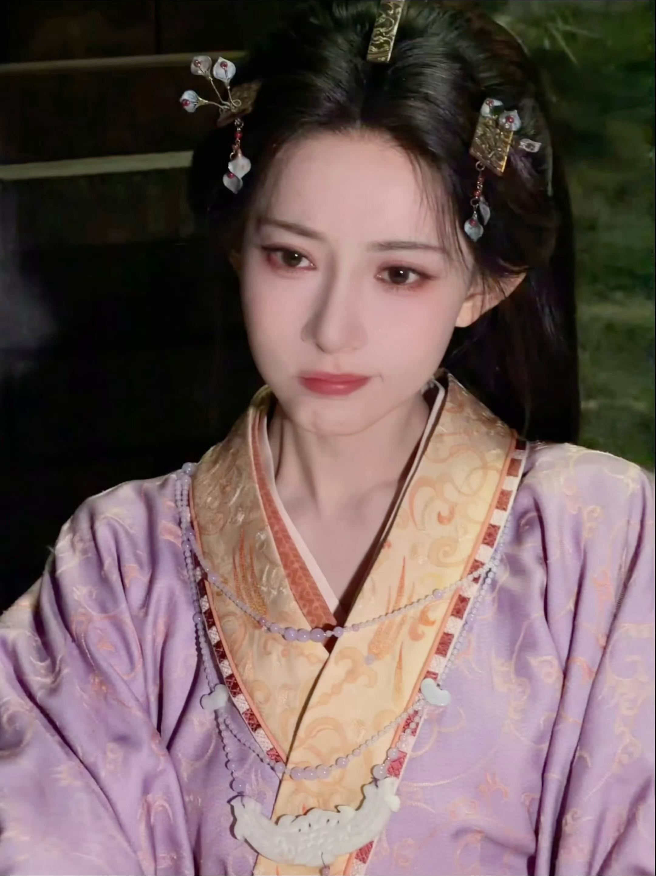 孟子义发了《将门独后》剧组花絮，好美的沈妙好萌的孟孟