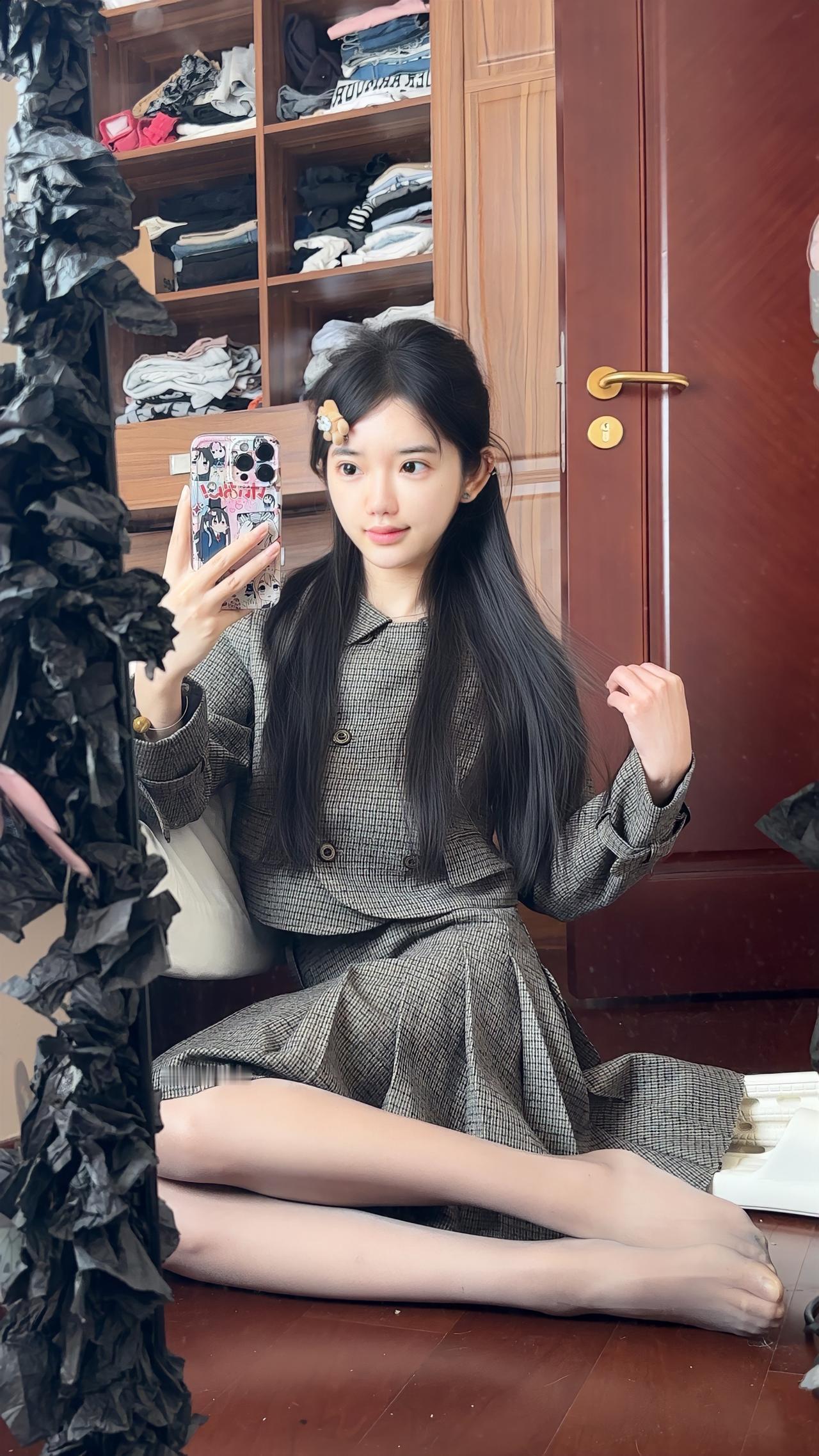 你未读的消息、拖延的待办清单，都是活着最真实的褶皱.