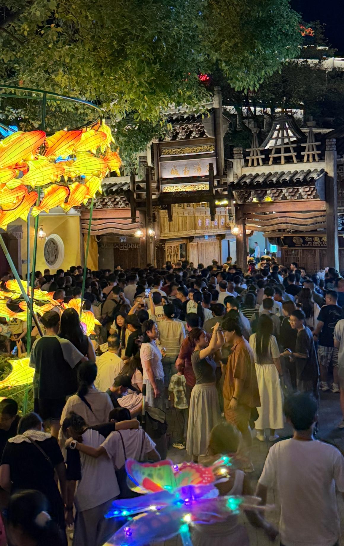 石浦古城：地铁来了，那七天之外，谁还记得一尾鱼的游向其实，我是不该在国庆去的