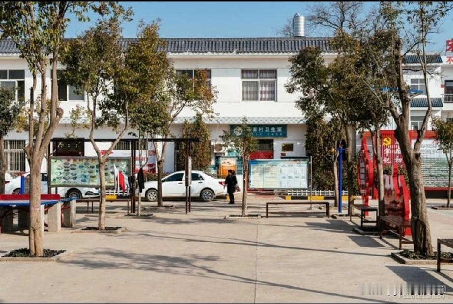 今天，我听到了两个久违了的陕西方言，虽然土，却让我有说不出的感动。今天去周至一