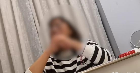 为了这个"传宗接代"的执念，他豁出去了——2021年，48岁的他经人介绍认识33